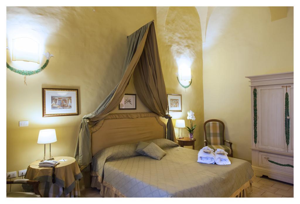 Palazzo Guiderocchi Hotel Ascoli Piceno Bagian luar foto
